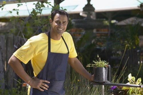 Screen-reader support for New Eltham gardening information